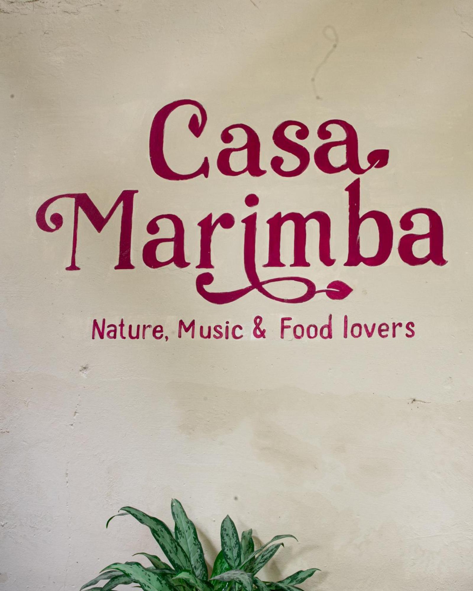 Bed and Breakfast Casa Marimba Ла-Лагуна Экстерьер фото